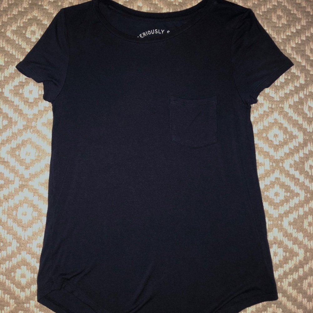 Aeropostale seriously soft tee!